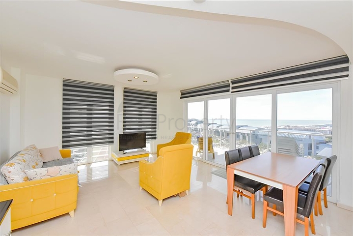 Spacious 3+1 penthouse in Konakli district. 