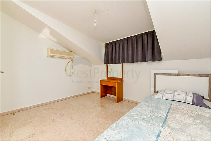 Spacious 3+1 penthouse in Konakli district. 