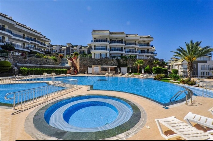 Spacious 3+1 penthouse in Konakli district. 