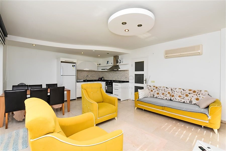 Spacious 3+1 penthouse in Konakli district. 