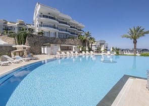 Spacious 3+1 penthouse in Konakli district. 