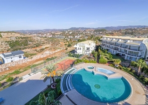 Spacious 3+1 penthouse in Konakli district. 