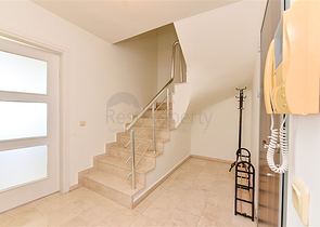 Spacious 3+1 penthouse in Konakli district. 