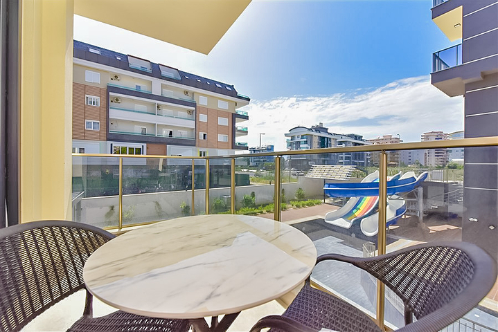 Cozy apartment within walking distance from the sea