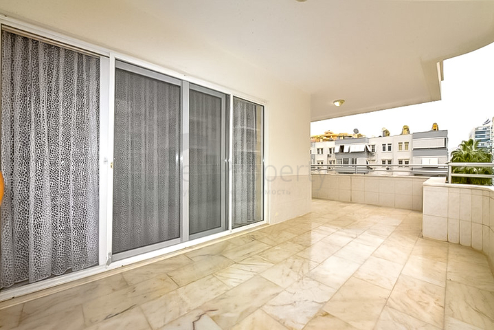 Furnished 2+1 apartment 150 m from the sea