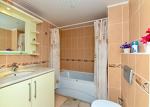 Furnished 2+1 apartment 150 m from the sea