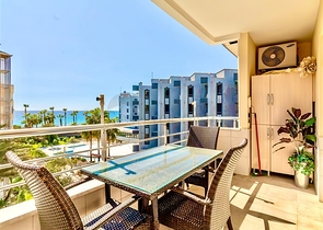 1+1 apartment 100 meters from the sea in Both directions