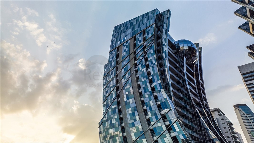 Furnished apartments in Dubai on the canal in Business Bay