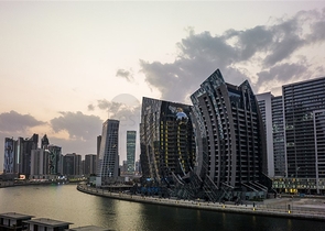 Furnished apartments in Dubai on the canal in Business Bay