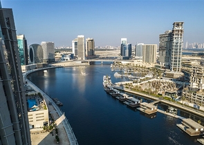 Furnished apartments in Dubai on the canal in Business Bay