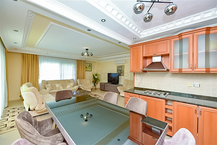 4+1 apartment for a large family 