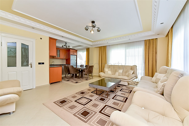 4+1 apartment for a large family 