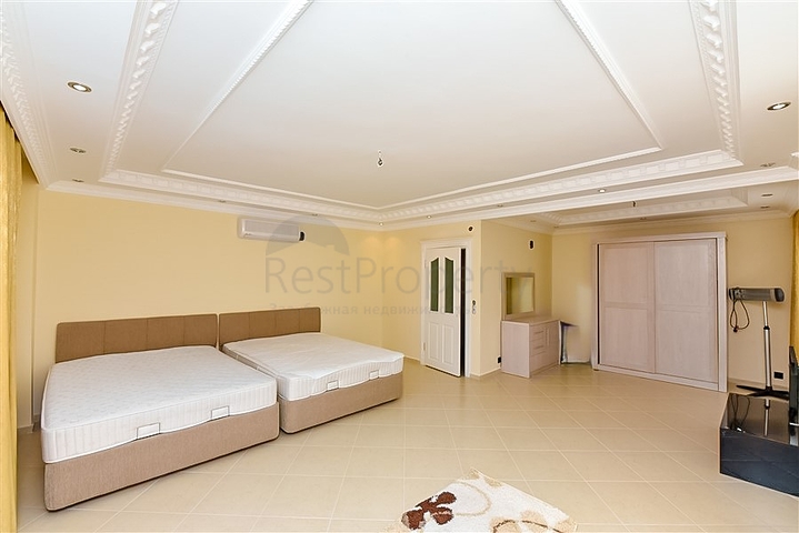 4+1 apartment for a large family 