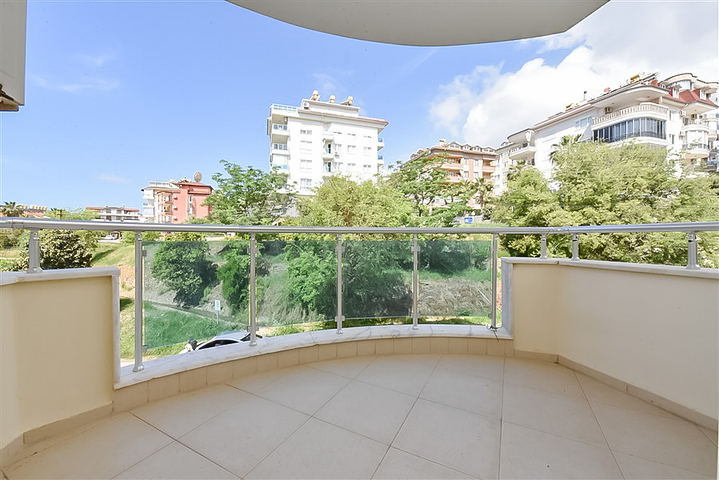 4+1 apartment for a large family 