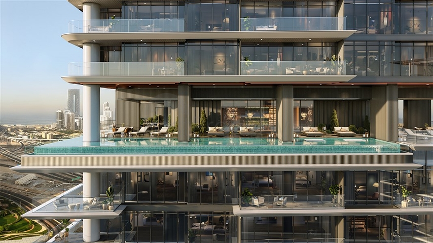 Apartments overlooking Dubai Marina at Jumeirah Lake Towers