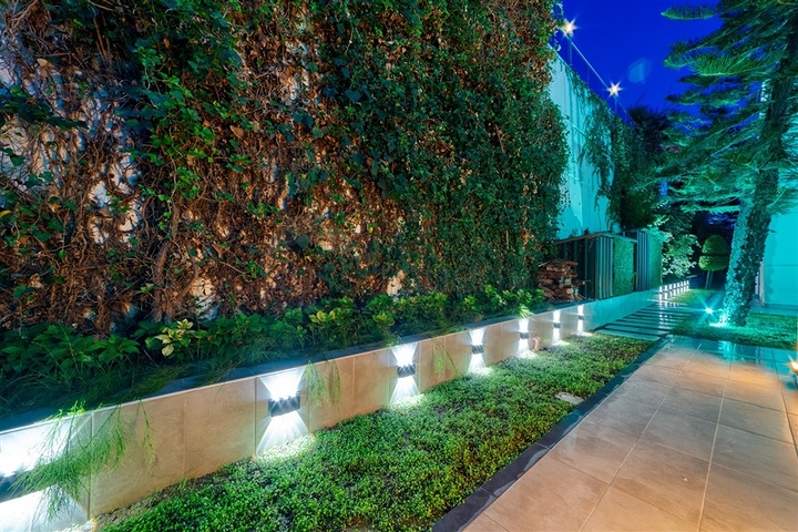 Villa 8+2 in Kargicak area 