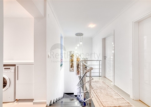 Villa 8+2 in Kargicak area 