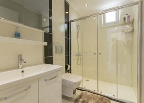 Villa 8+2 in Kargicak area 