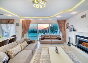 Villa 8+2 in Kargicak area 