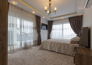 Villa 8+2 in Kargicak area 