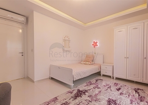 Villa 8+2 in Kargicak area 