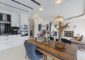 Villa 8+2 in Kargicak area 