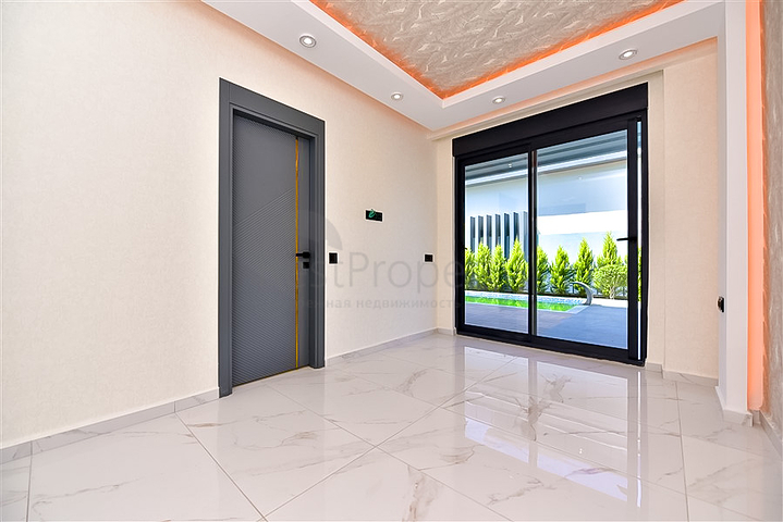 Magnificent villa in Kargicak area 