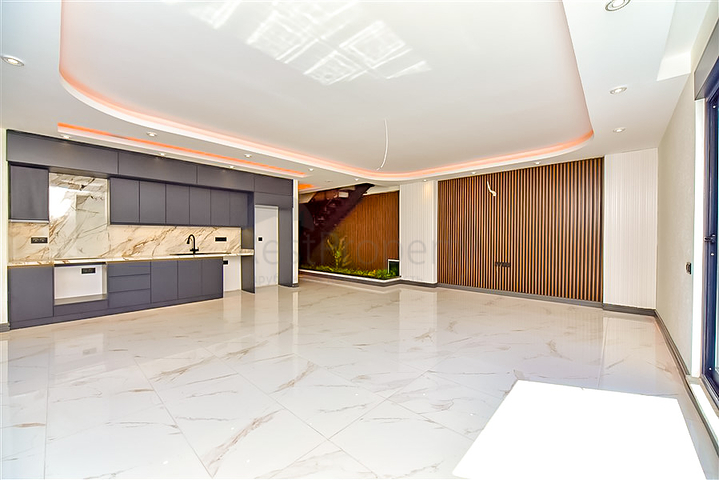 Magnificent villa in Kargicak area 