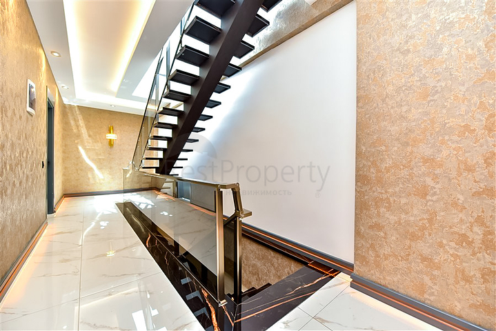 Magnificent villa in Kargicak area 