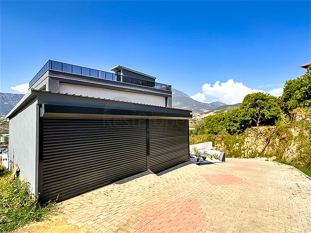 Magnificent villa in Kargicak area 