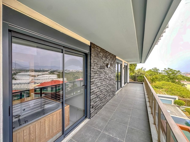 Magnificent villa in Kargicak area 