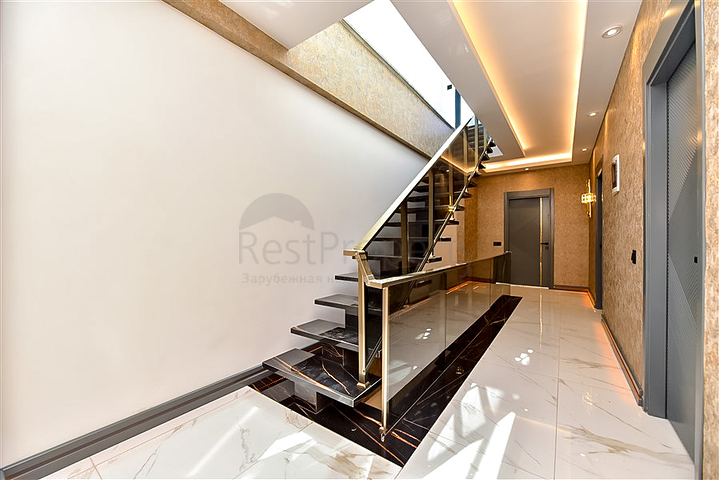 Magnificent villa in Kargicak area 