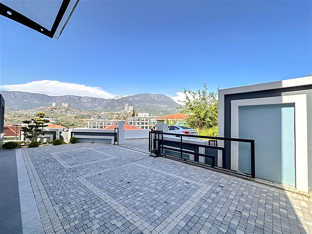 Magnificent villa in Kargicak area 