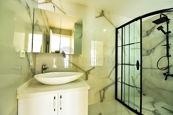 3+1 penthouse in a popular area