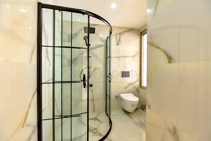 3+1 penthouse in a popular area