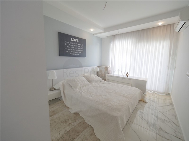 Cozy 1+1 apartment with its own terrace in the Oba area