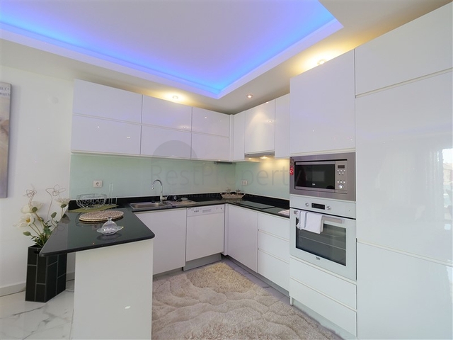 Cozy 1+1 apartment with its own terrace in the Oba area