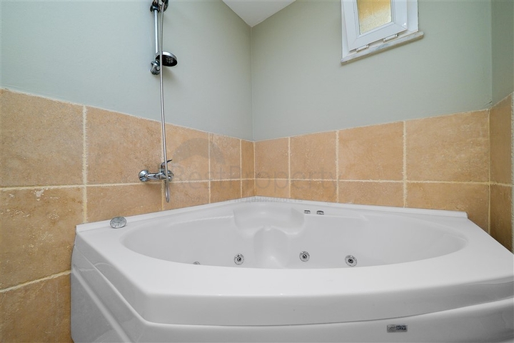 Villa with panoramic sea and mountain views