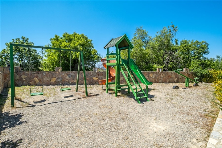 Spacious penthouse in the Oba area