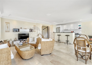 Spacious penthouse in the Oba area