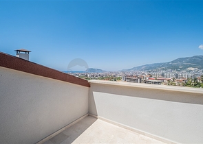 Spacious penthouse in the Oba area