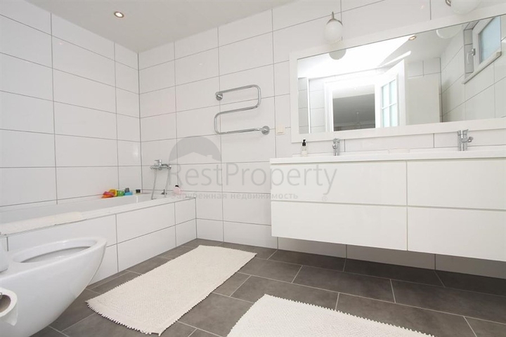 Spacious 3+1 apartment in Cikcilli district