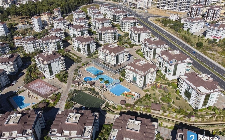 Spacious 3+1 apartment in Cikcilli district