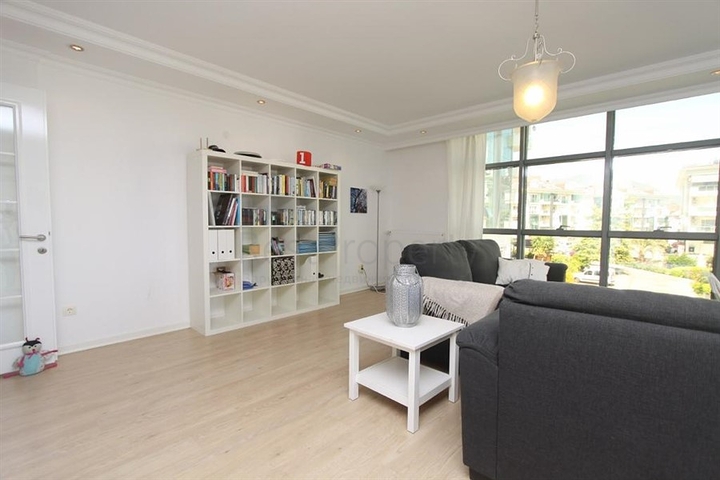 Spacious 3+1 apartment in Cikcilli district