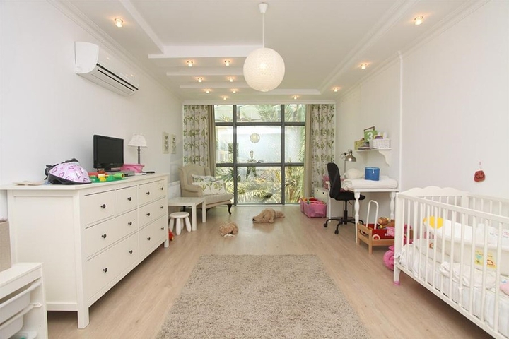 Spacious 3+1 apartment in Cikcilli district