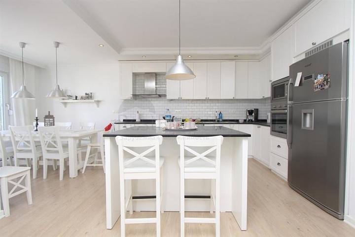 Spacious 3+1 apartment in Cikcilli district