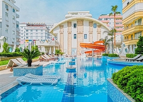 Cozy apartment for sale in a residential complex by the sea in Mahmutlar