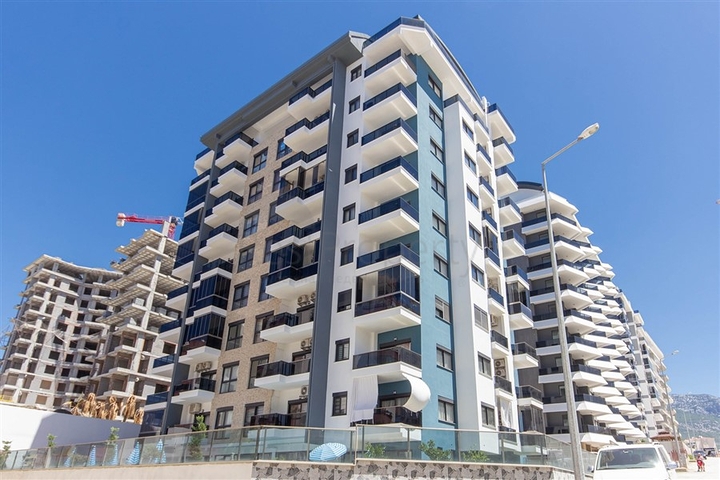 1+1 apartment in Mahmutlar district