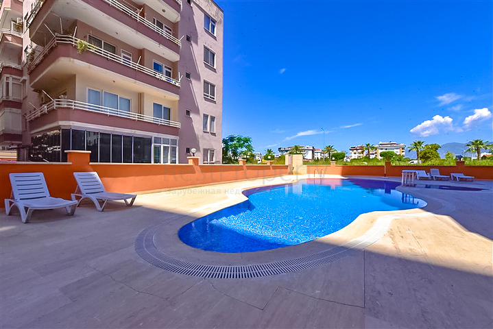 Cozy two-bedroom apartment with spectacular sea views