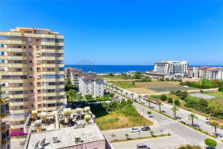 Cozy two-bedroom apartment with spectacular sea views